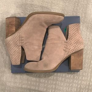 Steve Madden Heel Booties